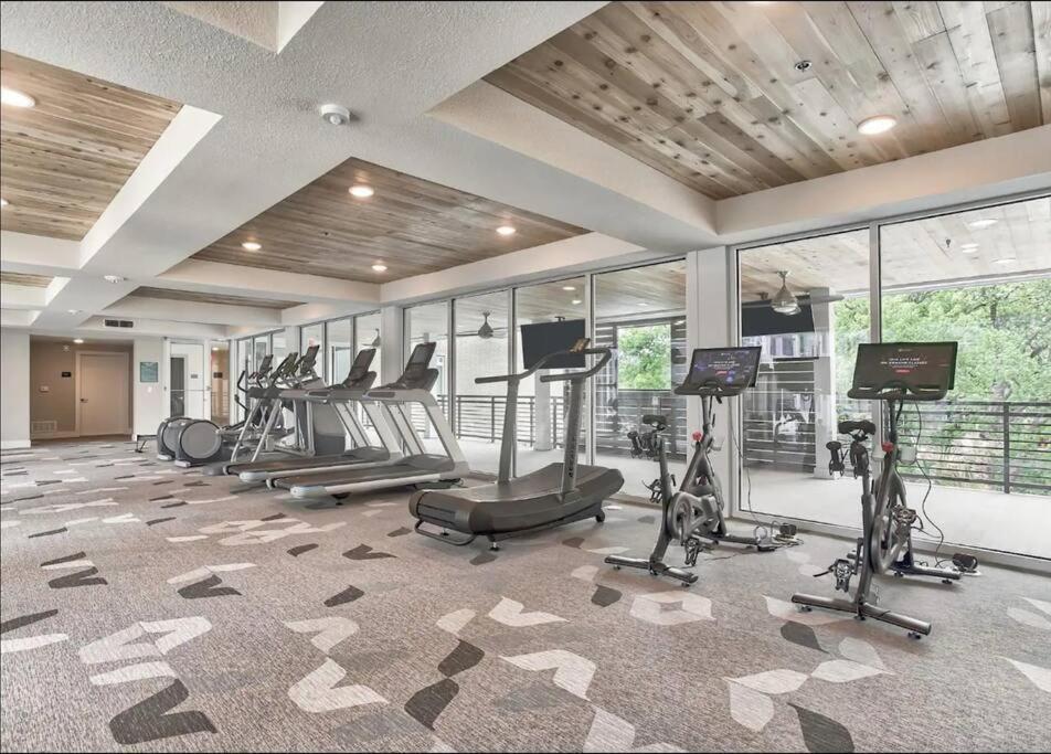 Beautiful Riverwalk Apt With Full Amenities, King Bed & Free Parking San Antonio Ngoại thất bức ảnh