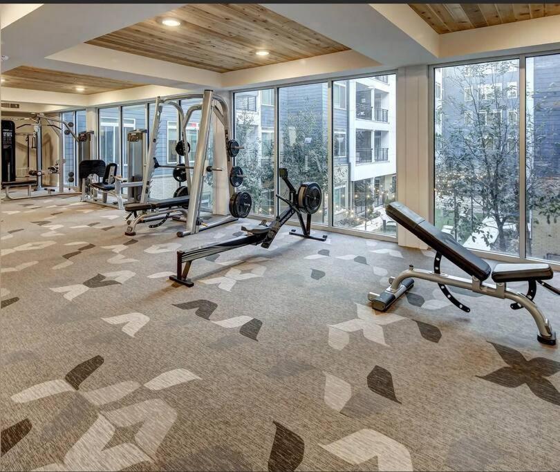Beautiful Riverwalk Apt With Full Amenities, King Bed & Free Parking San Antonio Ngoại thất bức ảnh