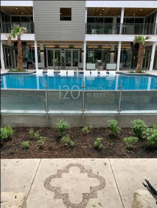 Beautiful Riverwalk Apt With Full Amenities, King Bed & Free Parking San Antonio Ngoại thất bức ảnh