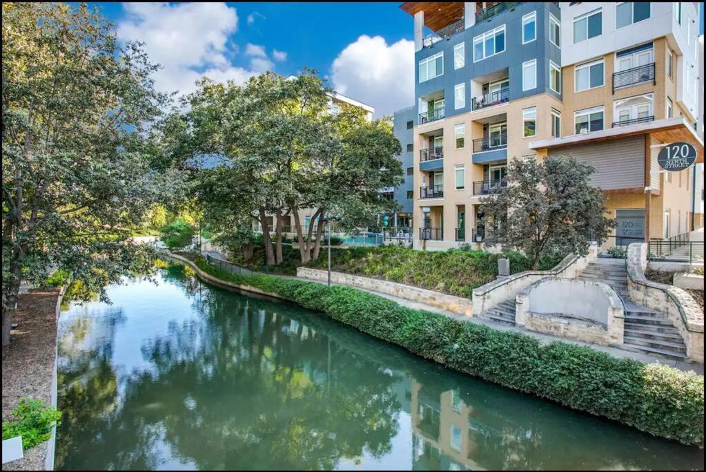 Beautiful Riverwalk Apt With Full Amenities, King Bed & Free Parking San Antonio Ngoại thất bức ảnh
